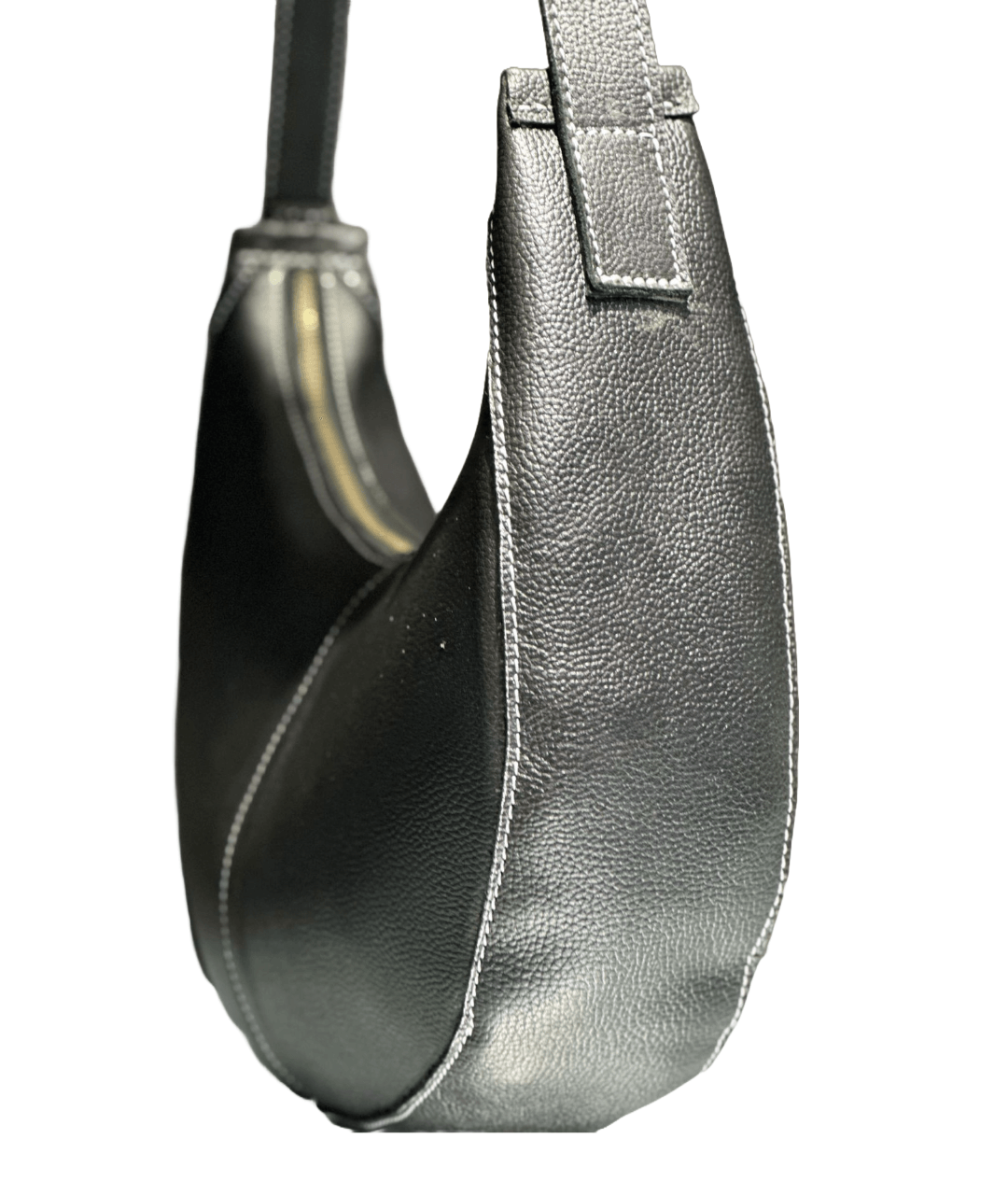 Buy Online Luxurious white leather handbag with gold-tone hardware and elegant design - Neraexim leather bag